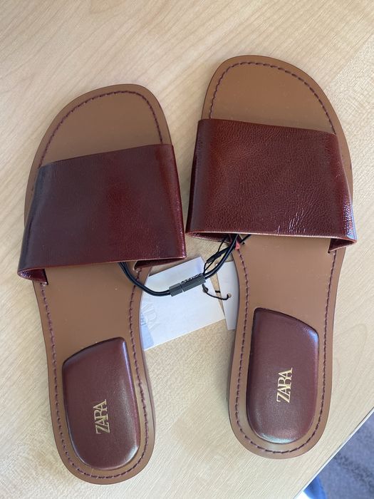 Slapi Zara din piele