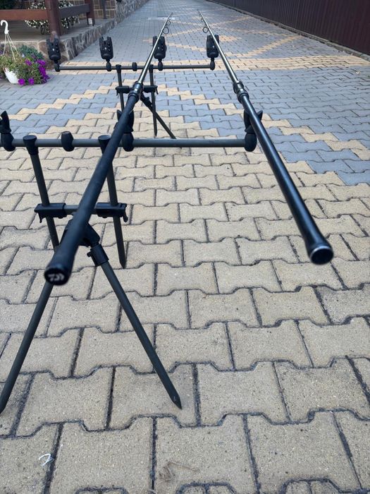 2 Lansete daiwa crosscast. Din 2 bucati. Pretul e pe bucata