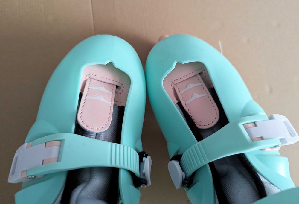 Комплект ролери, каска, наколенки и налакътници Декатлон