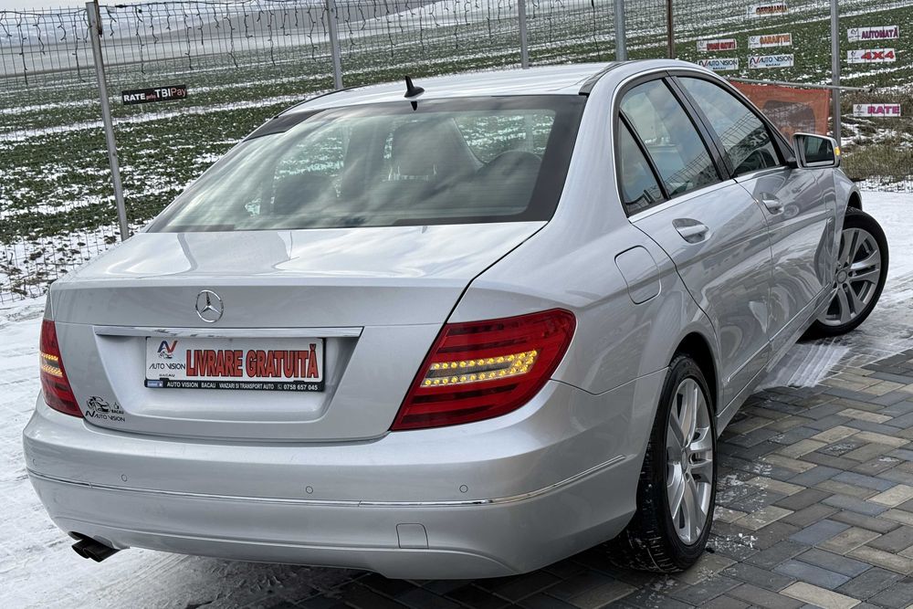 *RATE*Mercedes C220 Avantgarde 2.2CDI 11/2012 Automata Xenon Webasto!