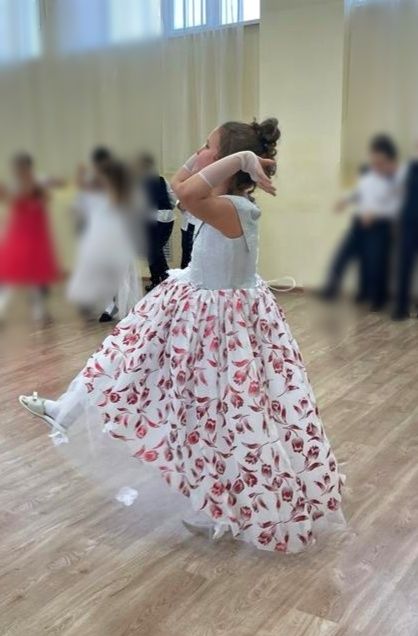 Продам бальное платье !