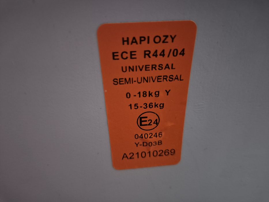 Scaun auto Hapi Ozy pentru copii