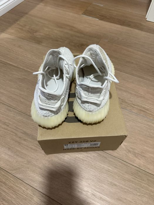 Yeezy Bone  marimea 42