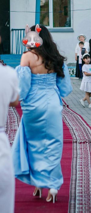 Продаю ЭЛЕГАНТНОЕ вечернее платье!