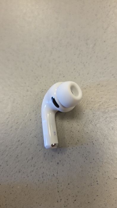 Apple airpods pro 3 слушалка еърподс про
