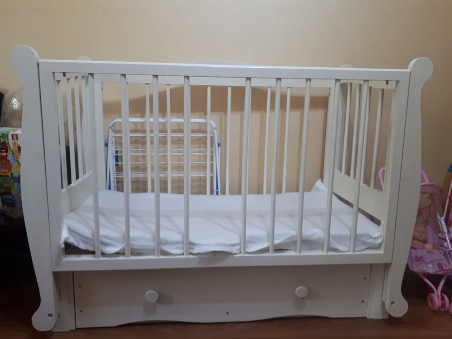 Кроватка детская
