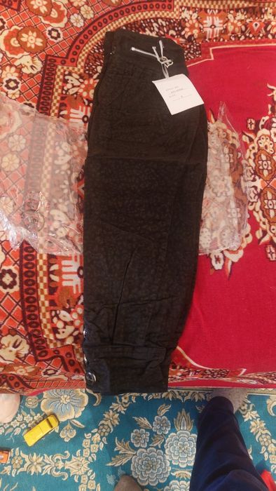 Штаны для девочек продам