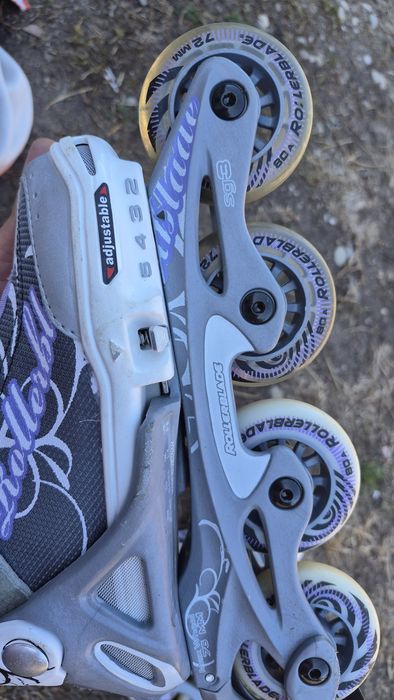Role Rollerblade 33-36,5