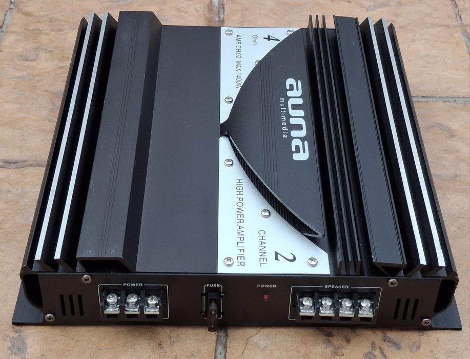 AUNA - statie auto - amplificator