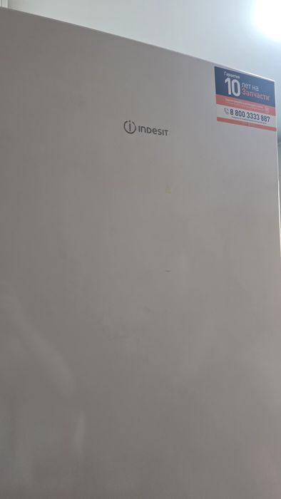 Холодильник Indesit б/у
