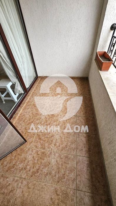 Едностаен апартамент на ПЪРВА ЛИНИЯ в к-с „Марина Kейп“, гр. Ахелой