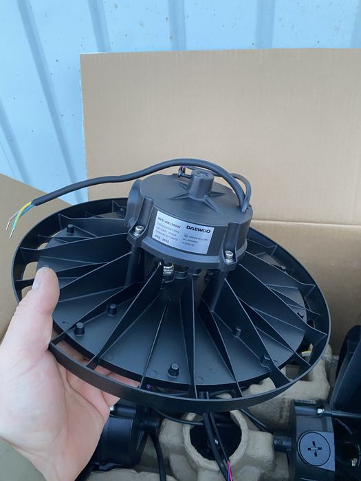 Lampa led industriala Daewoo cu senzor si telecomanda