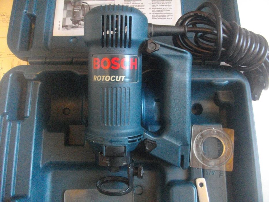 Нов к-т ръчни инструменти Ел. Такер AEG Фреза BOSCH Лепачка Пластмаса