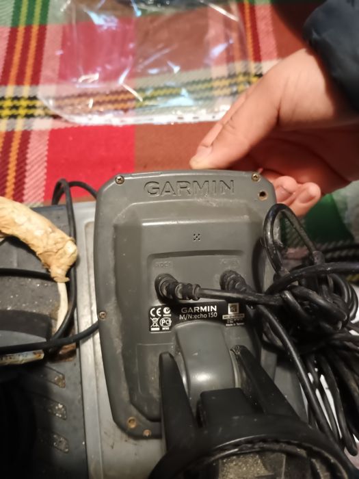 Продавам сонар.  -2 бр -Garmin Eco  -150   и GPS Garmin 72