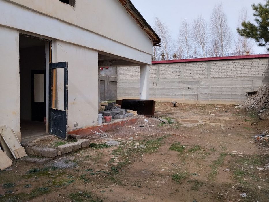 Oqtosh Dacha 6 sotix sotiladi namunali uylar