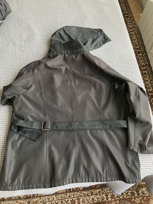 Дамски шлифер с качулка