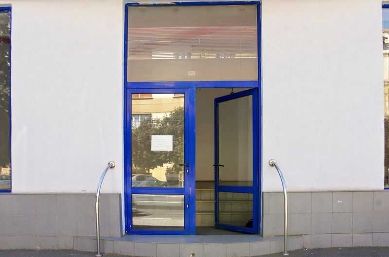 De inchiriat - Constaantin Brancoveanu nr. 10 63mp