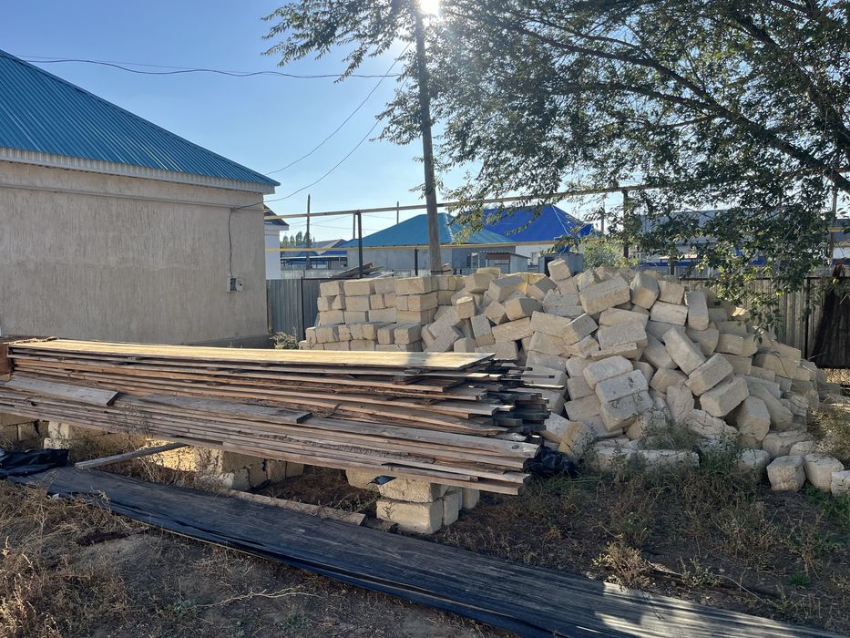 ракушняк,стропила, обрешетка,балка,пластик терезе,