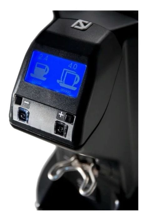 Кофемолка simonelli в идеальном состочнии