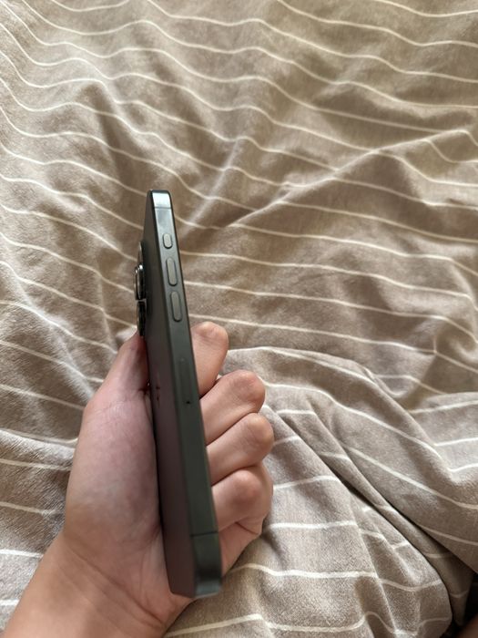 Apple Iphone 15 pro 256gb