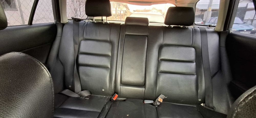 Продава се Mazda Combi