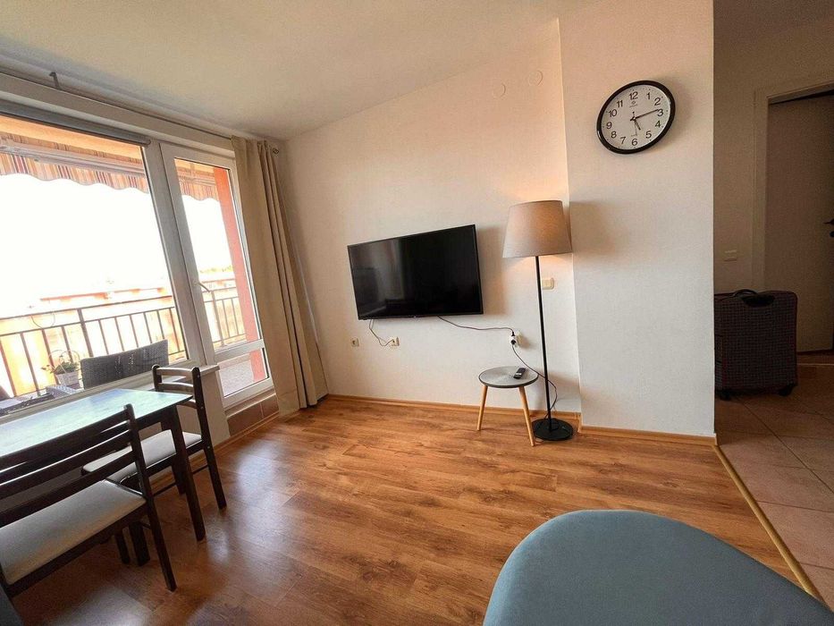 Продава се Двустаен апартамент в к.к. Слънчев бряг - 55 кв.м за 1182 €/кв.м - Снимка #2