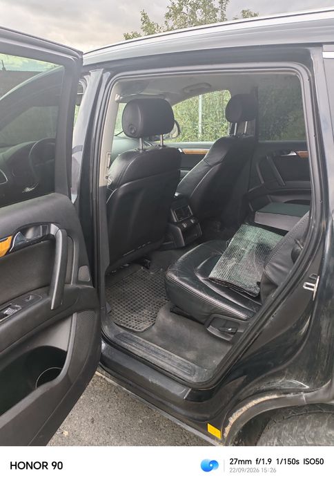Se vinde sau schimb Audi Q7 3.0 v6