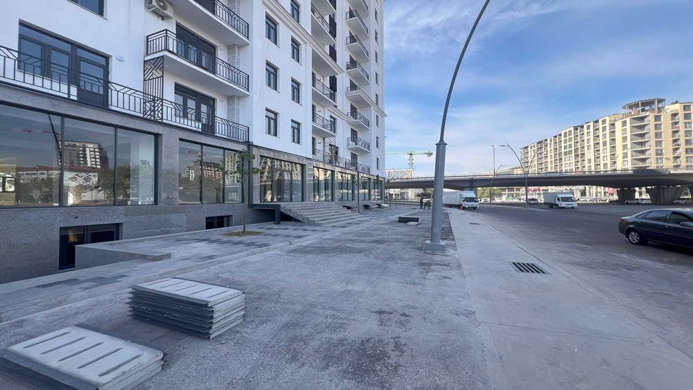 Аренда фасадного помещения на Малой Кольцевой | Большие витрины