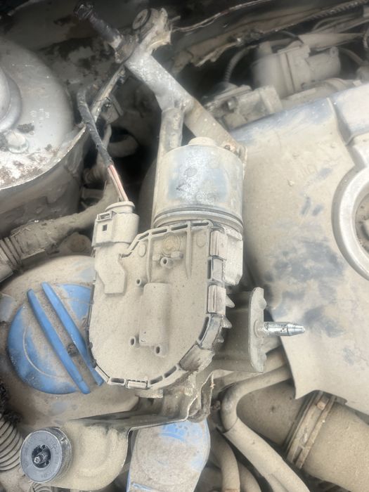 Ansamblu  stergatoare  cu motoras vw golf 5 plus