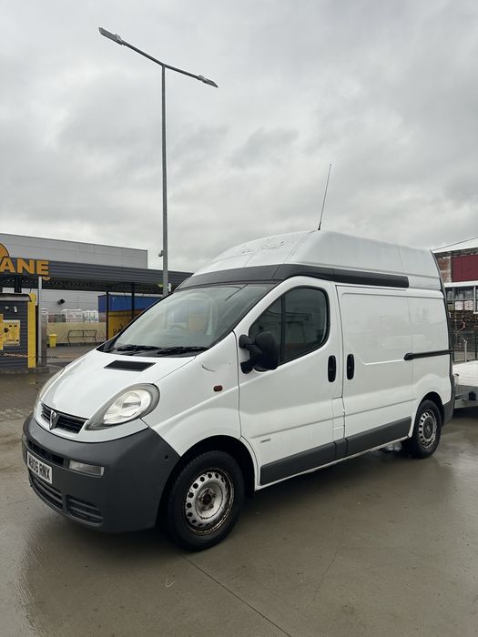 Vand/schimb Opel Vivaro 1.9 Renault Trafic 1.9 duba inalta  sau schimb