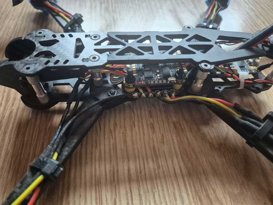 Drona FPV + Acesorii