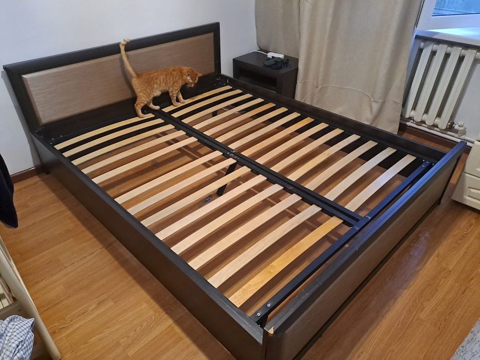 Продам кровать 2х спальная