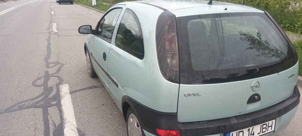 Vând Opel corsa C