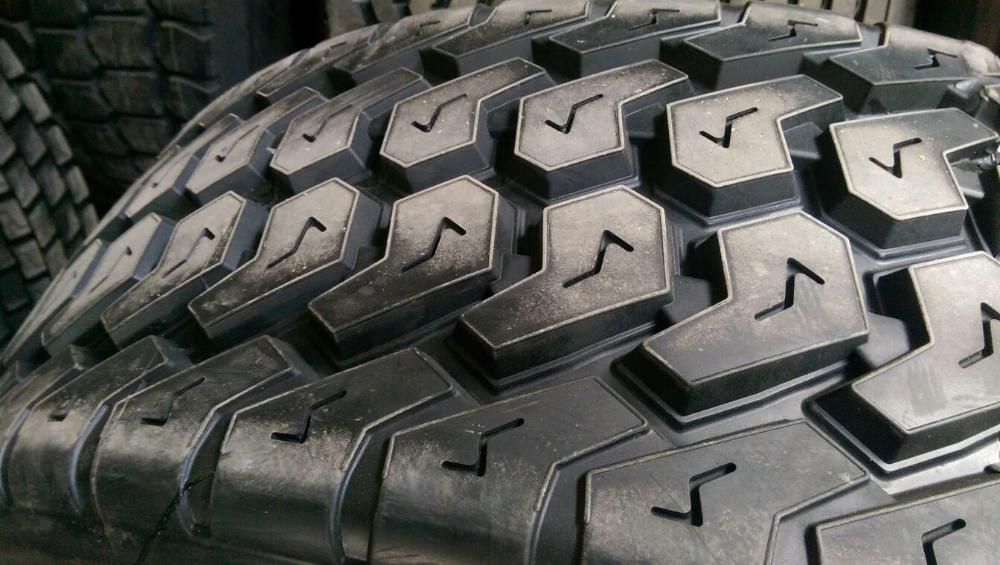 Anvelope semiremorca 385/65R22,5 santier resapate
