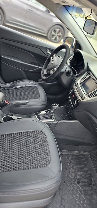 Suv tekin narxga Hyundai accent 2020yil 2-pozitsya Comfort60.000km