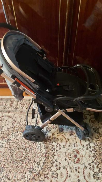 Детская коляска новая