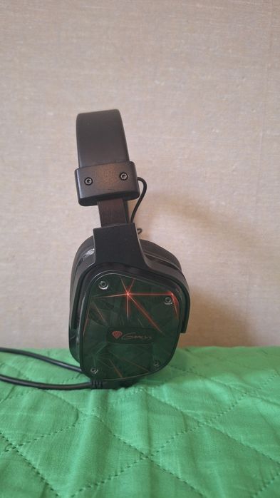 Геймърски слушалки с микрофон Genesis Radon 710