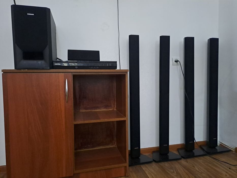 Домашний кинотеатр