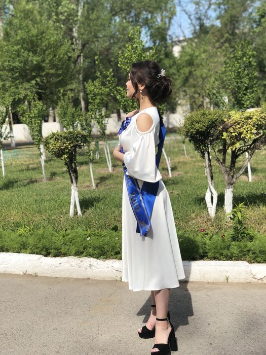 Платье вечерное