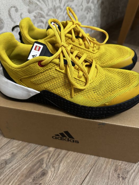 Кроссовки Adidas lego