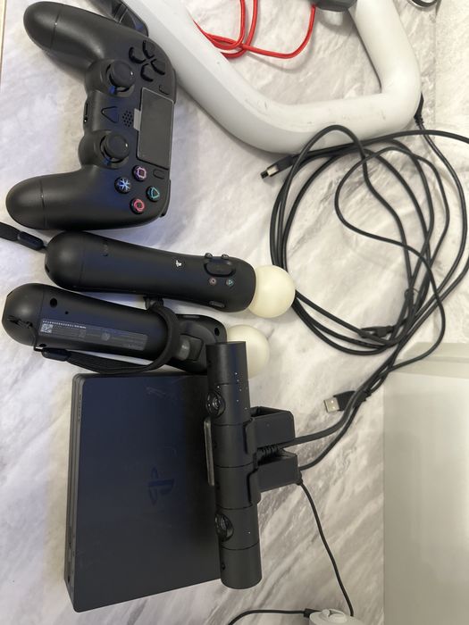 PS 4 500 GB + VR 1 full set