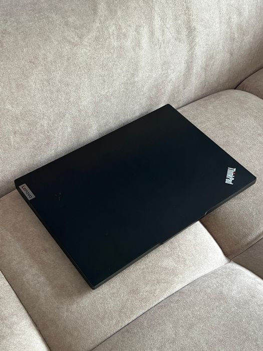 Schimb laptop Lenovo E16 Intel Ultra 5/ 48gb ram/ 1 tb
