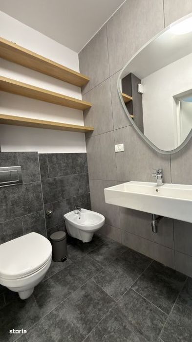 Apartament 3 camere, 2 bai, 57 mp, mobilat, parcare, zona Centru Vechi