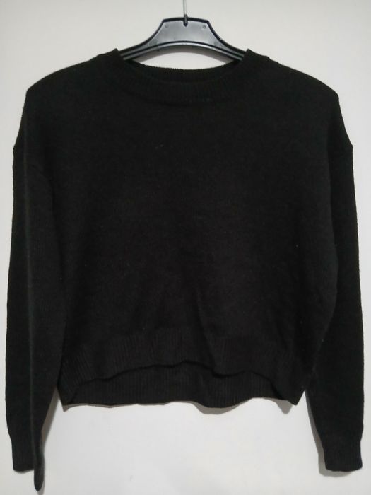 Pulovar subtire fete marime M/L stare perfecta