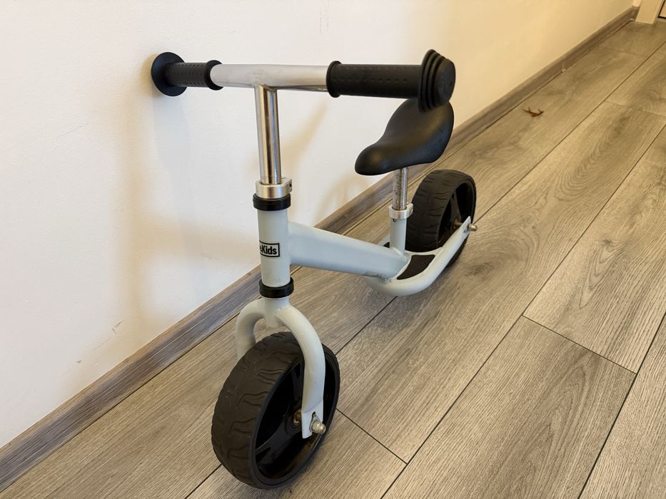 Bicicleta fara pedale copii