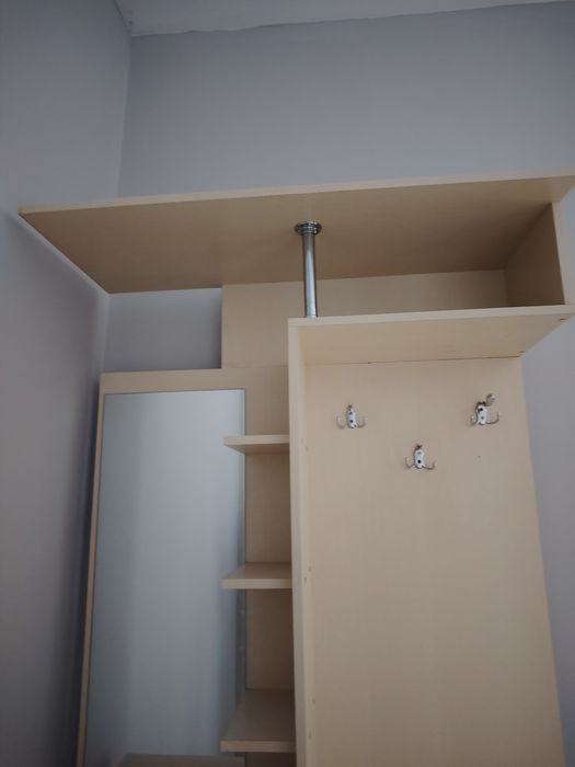 Продам прихожую недорого