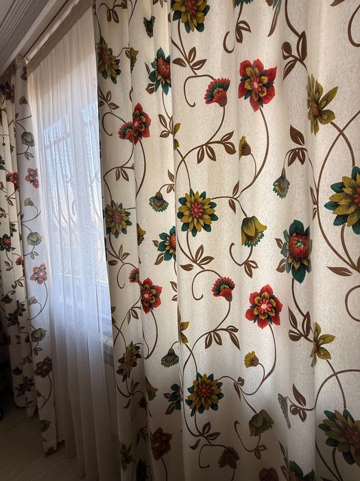 Продается большой дизайнерский ДИВАН