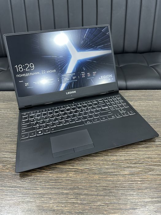 мощный 12-ядерный i7 ноутбук Lenovo LEGION Y530, для графики и игр