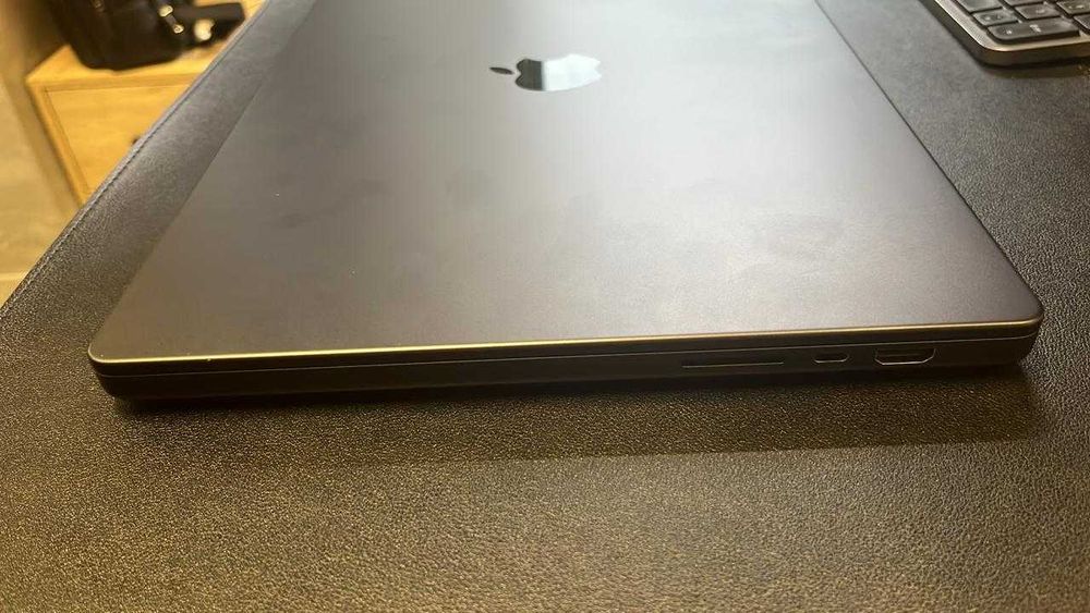 macbook pro 16 m3 pro 36/512
