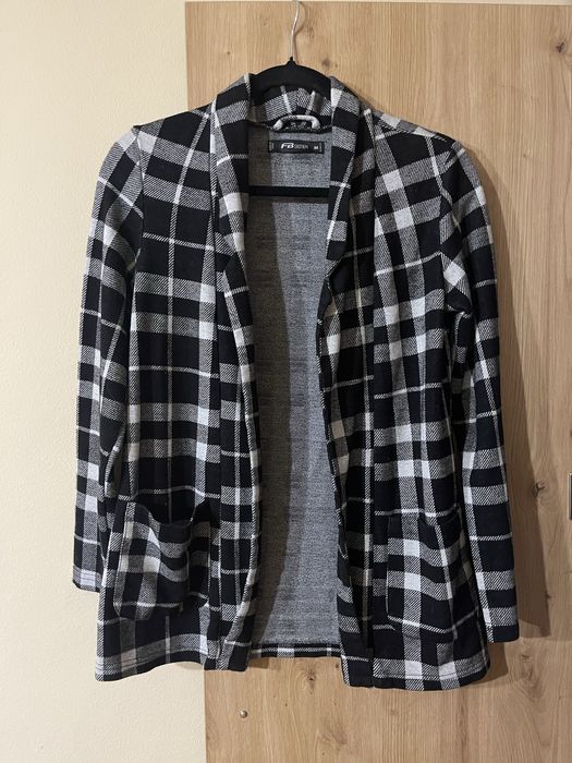 Дамска жилетка тип блейзър FB Sister – каре, размер M